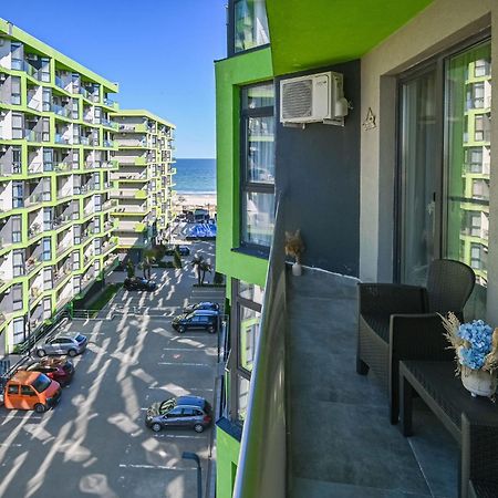 Sophie Apartment Spa N Pool Beach Resort Năvodari Екстериор снимка