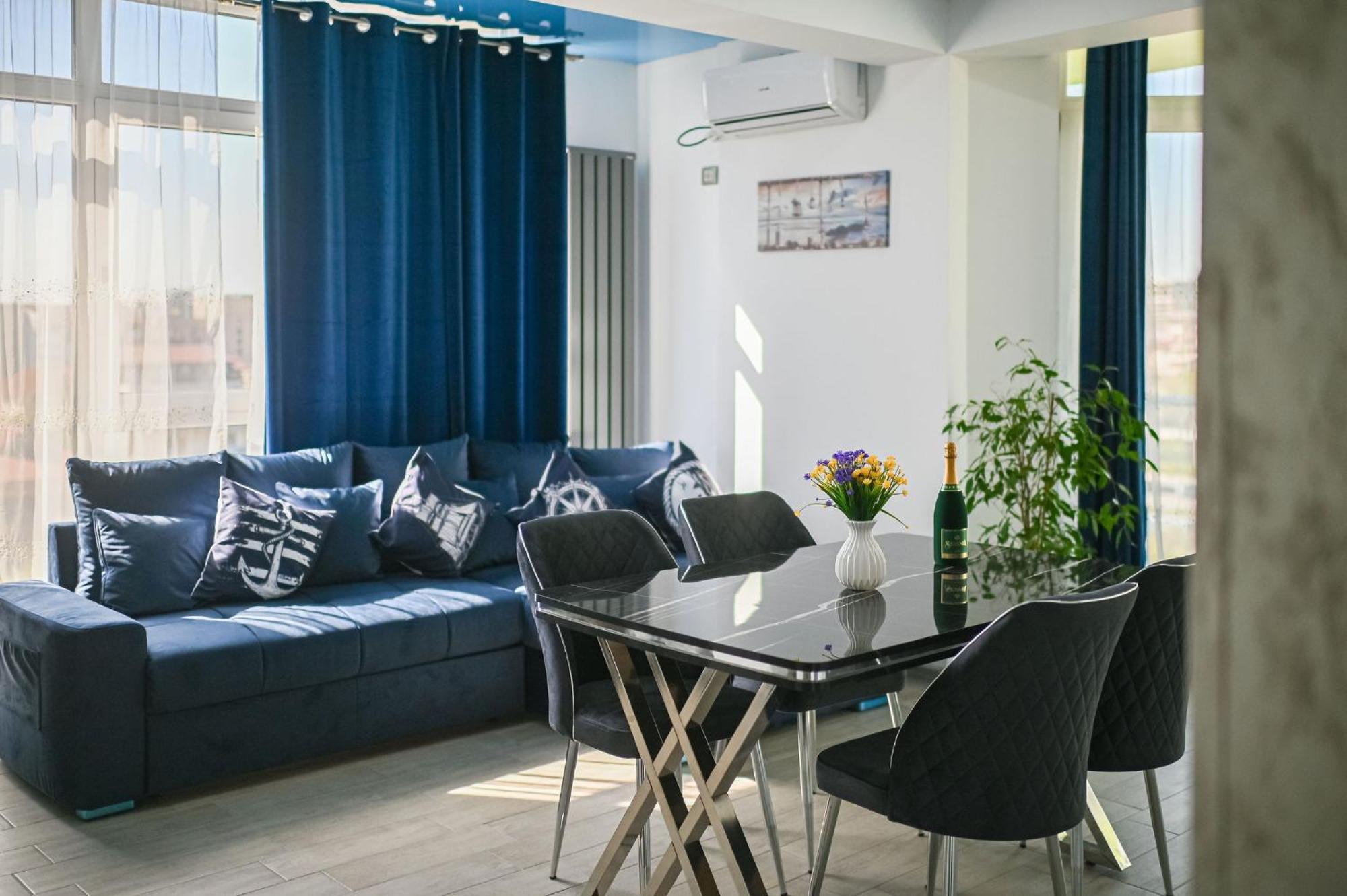 Sophie Apartment Spa N Pool Beach Resort Năvodari Екстериор снимка